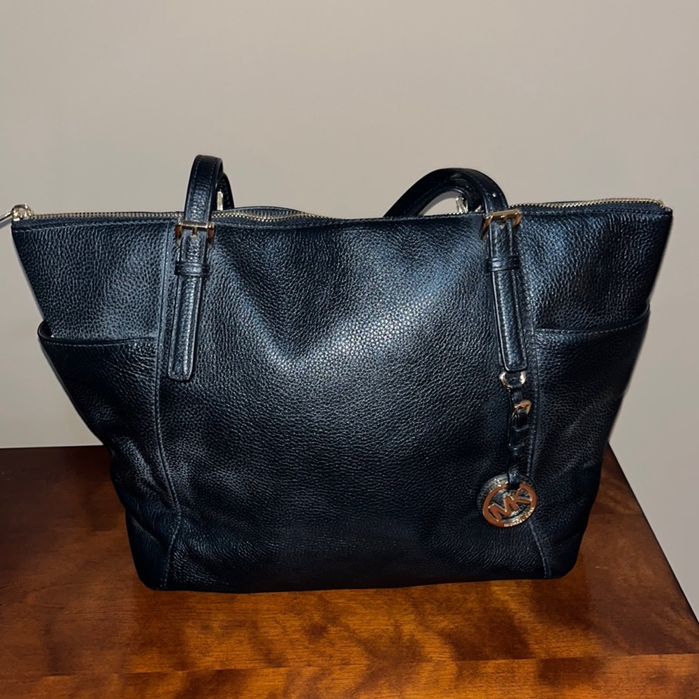 Michael Kors Large Leather Tote Bag - Picture 1 of 6